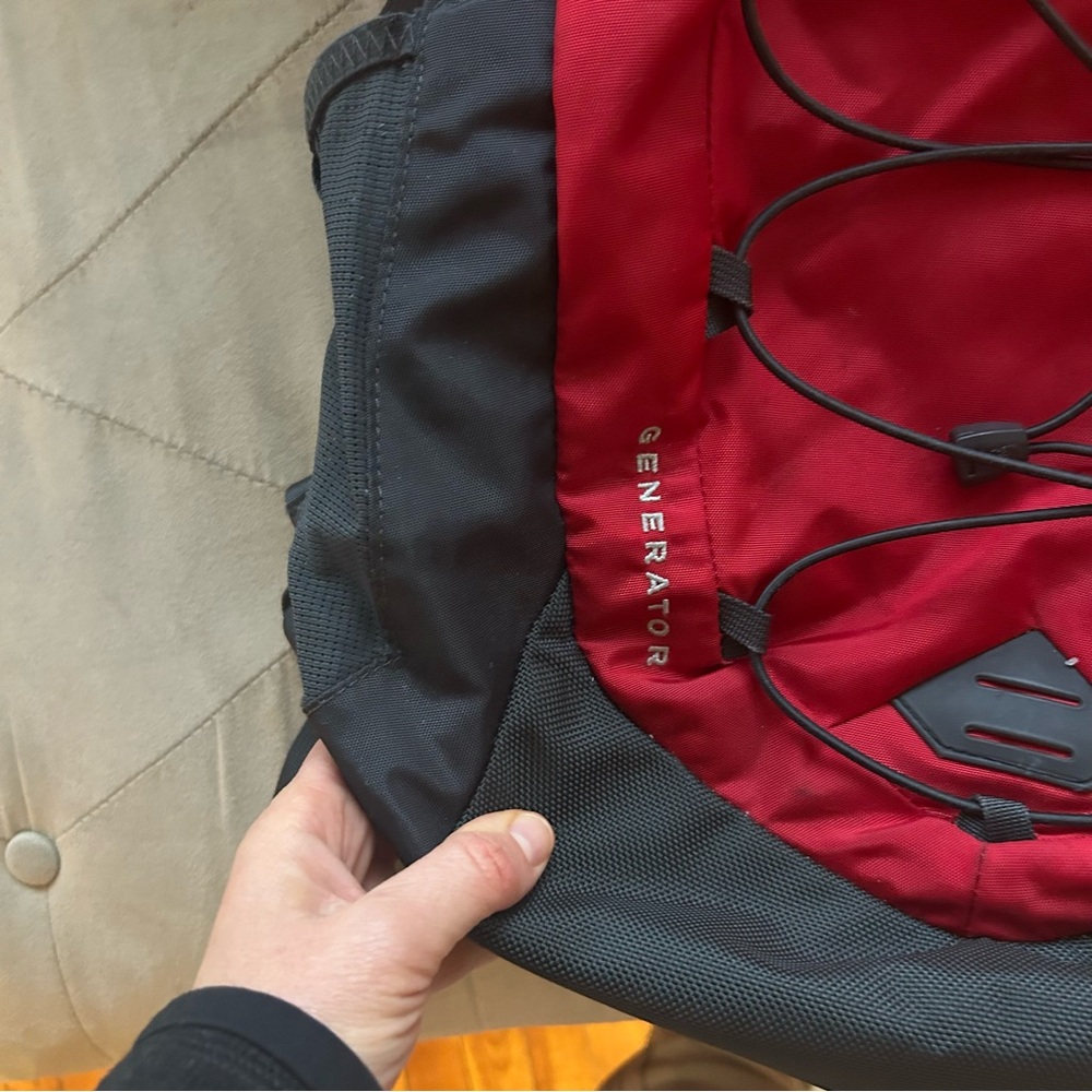 The North Face Flexvent Generator Red Padded Backpack - Picture 3 of 6